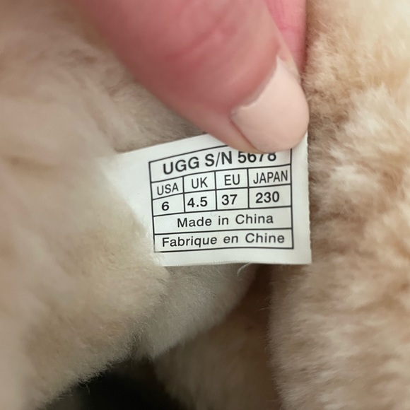 UGG Kensington Brown Leather Boots with Shearling Lining - Size 6 - Picture 12 of 14